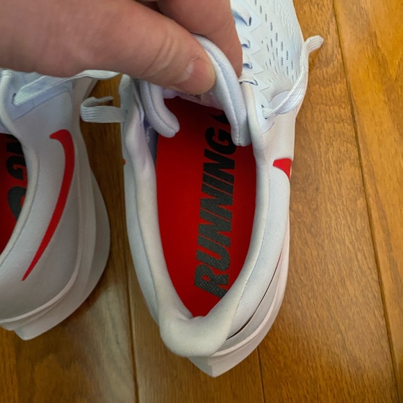Nike Zoom Winflo 6 Running Shoes - Picture 6 of 8